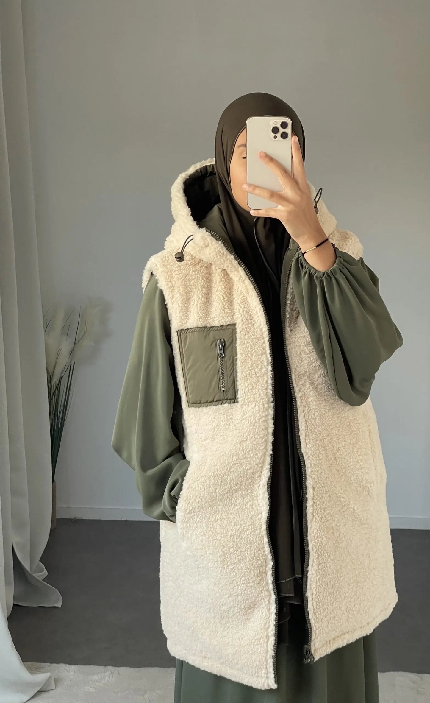 Reversible down jacket