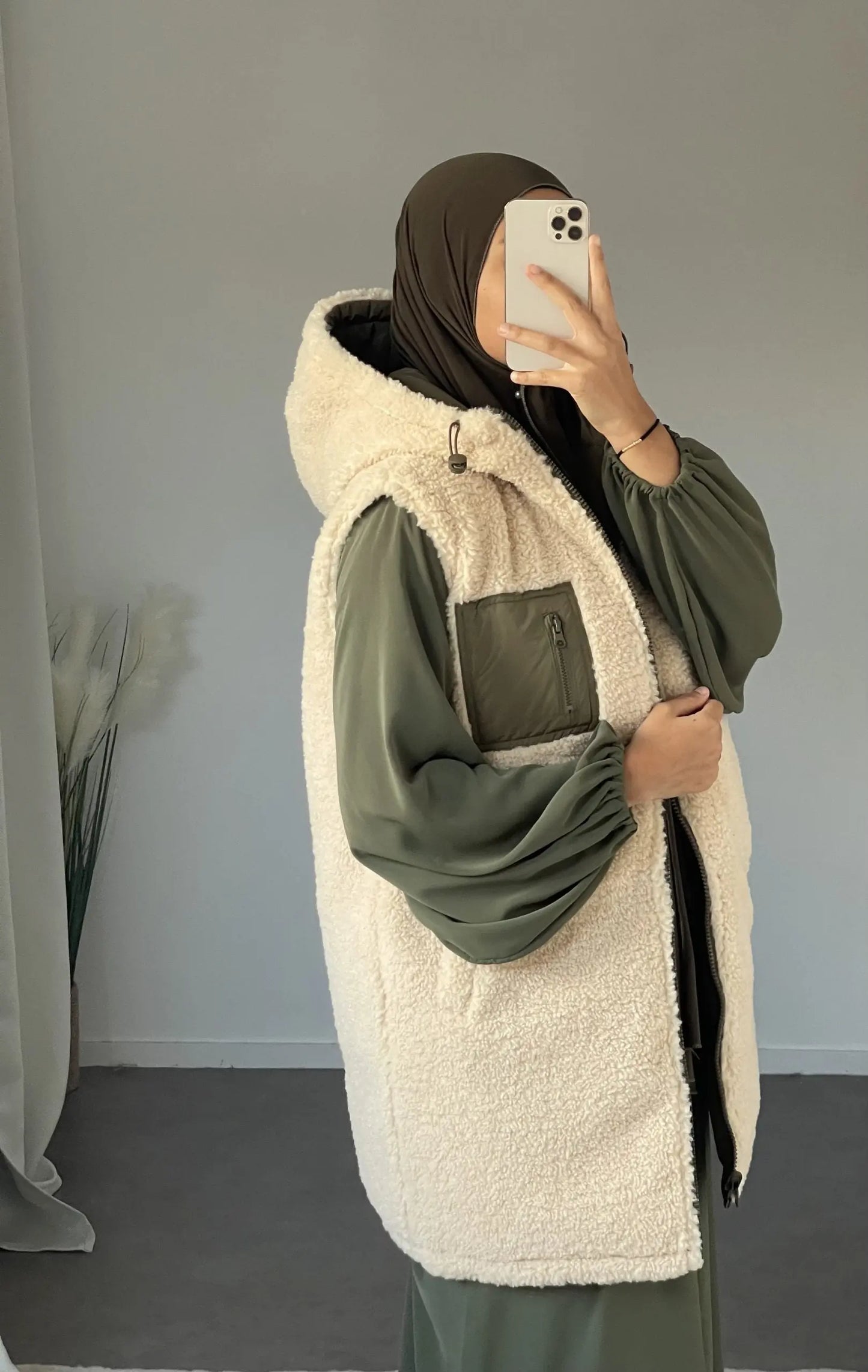 Reversible down jacket