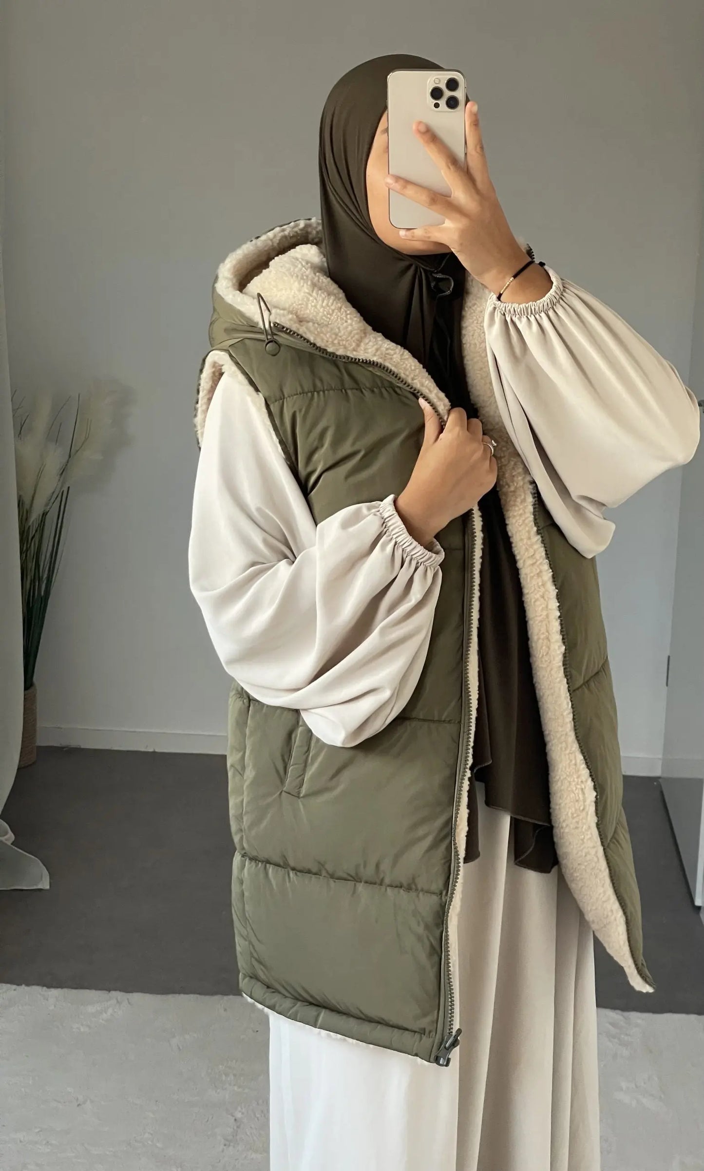 Reversible down jacket