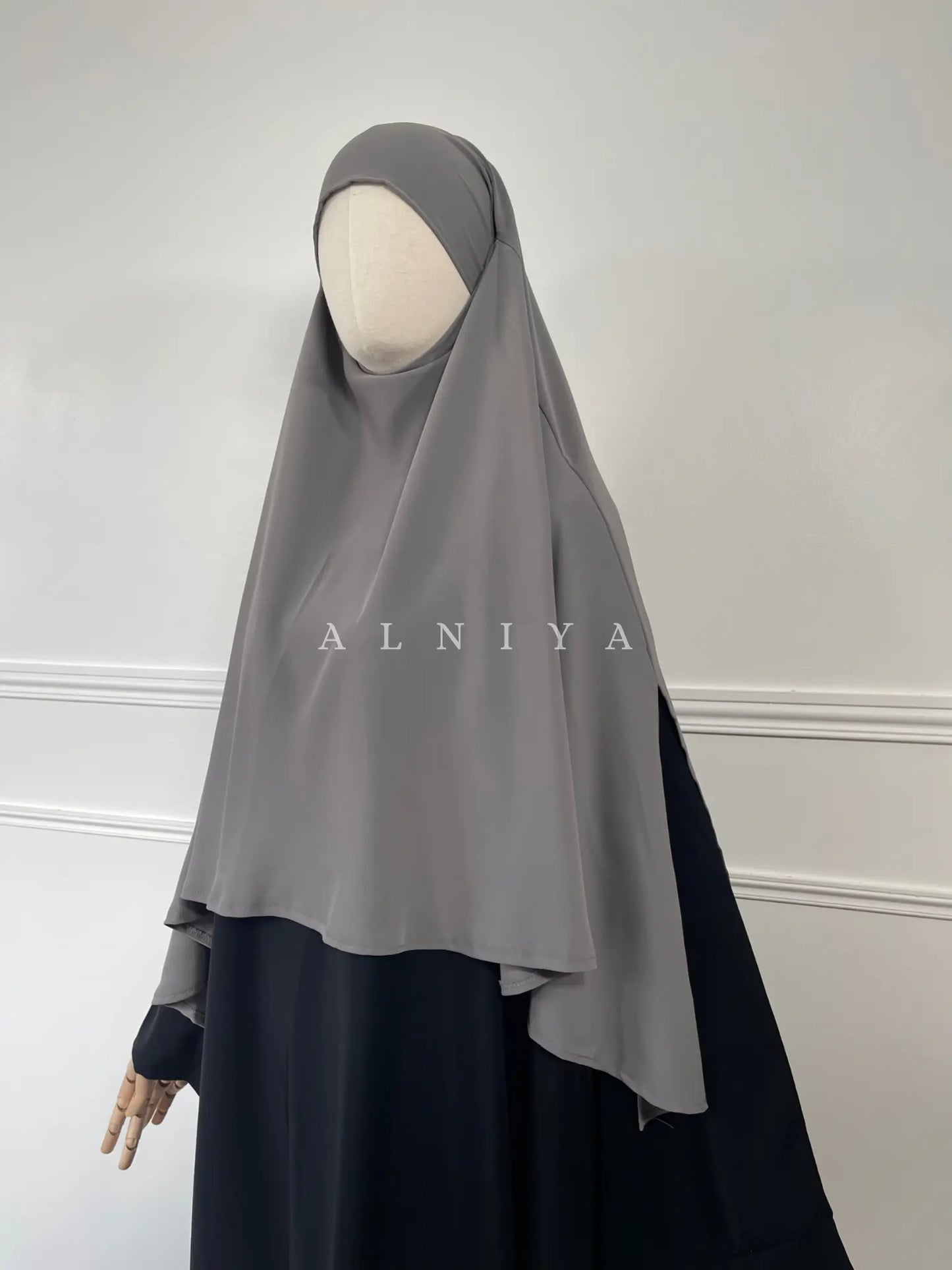 MID-LENGTH KHIMAR WITH SLITS