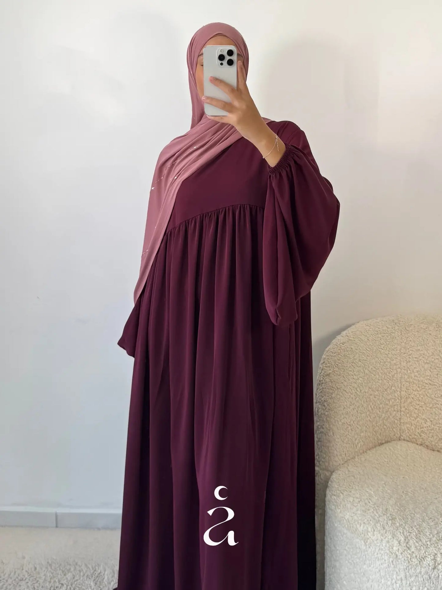 ABAYA ESMA SOIE DE MEDINE NEW (Grande taille) Alniya Paris