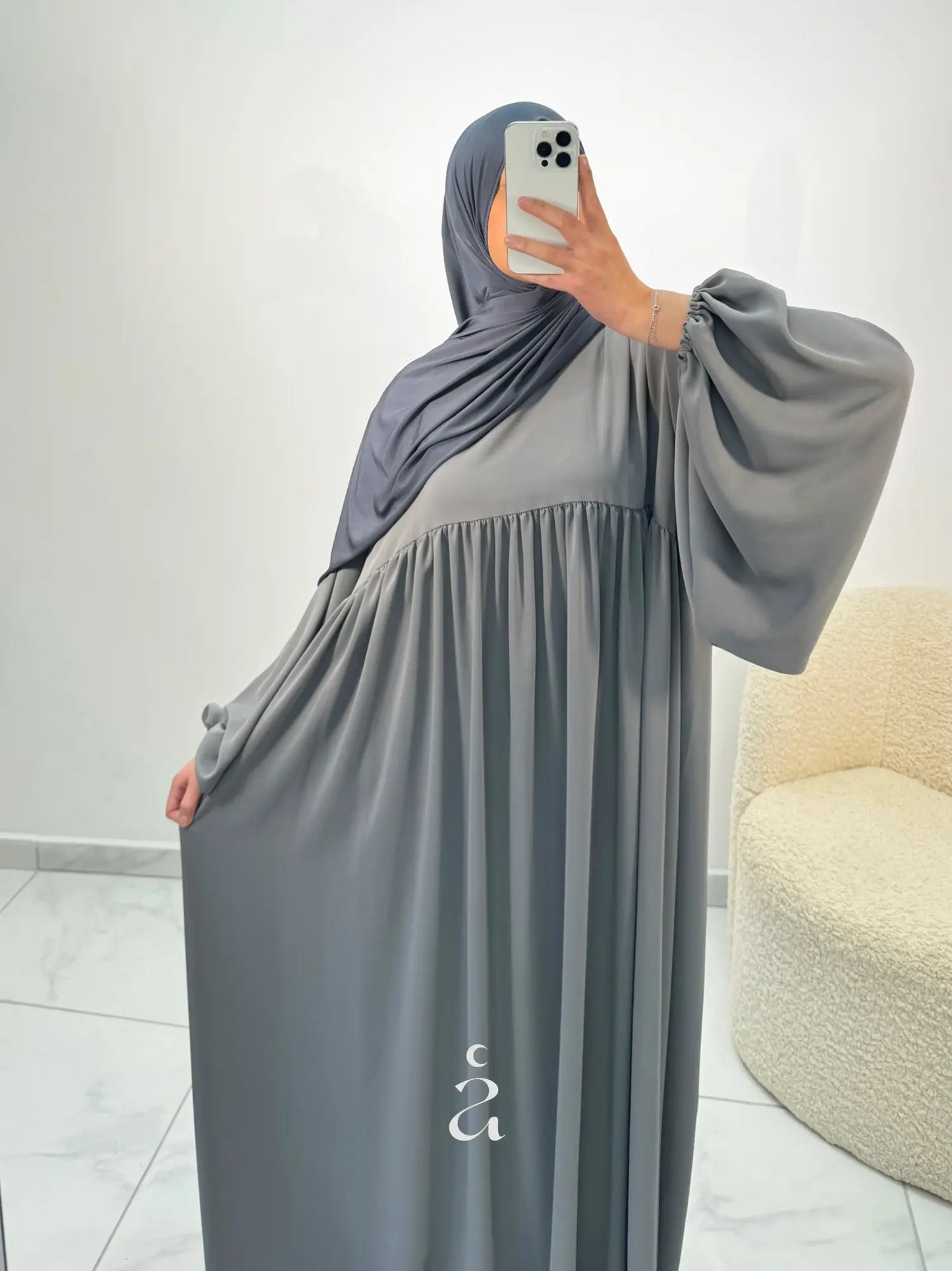 ABAYA ESMA SOIE DE MEDINE Grande taille Alniya Paris