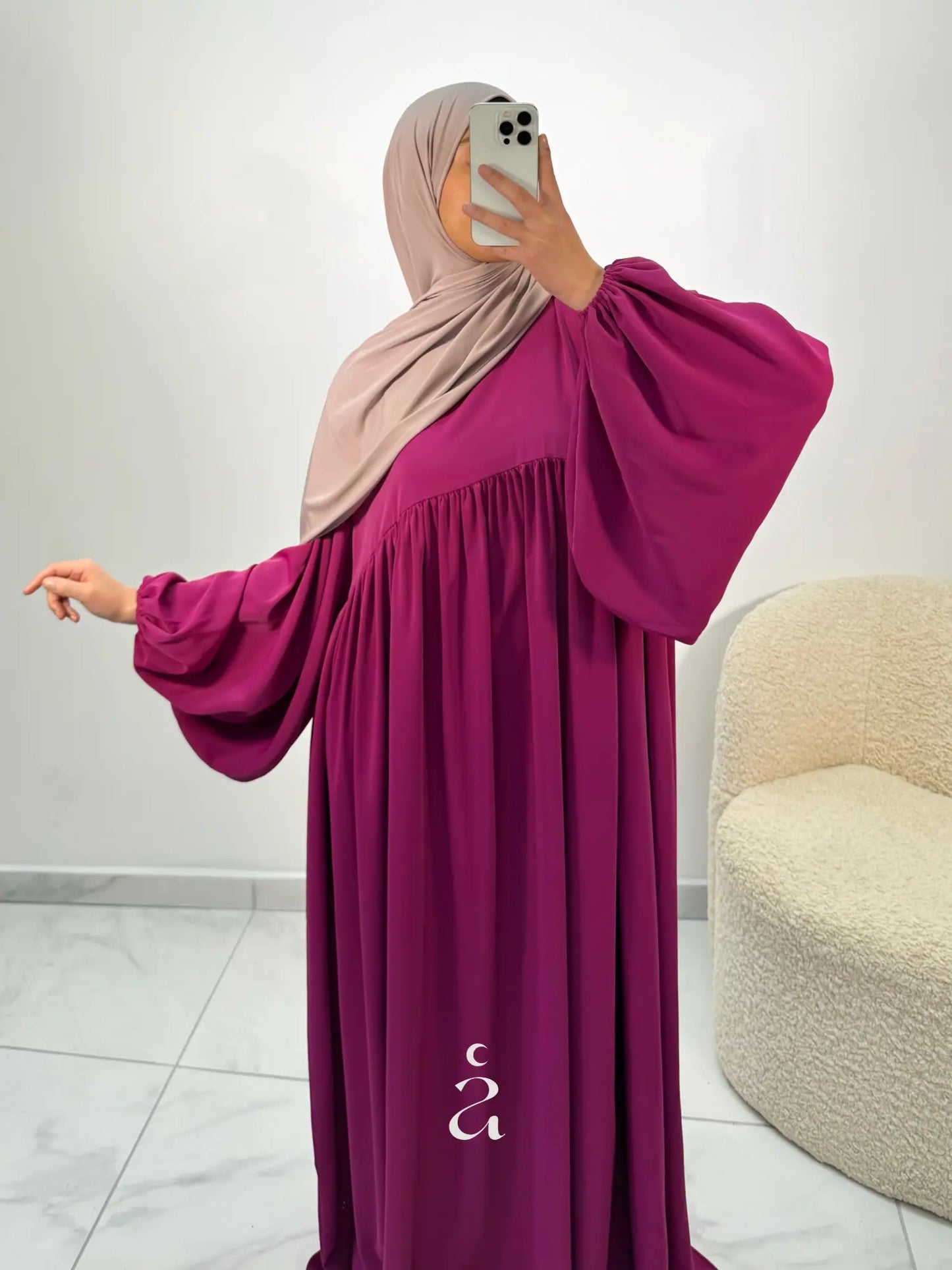 ABAYA ESMA SOIE DE MEDINE Grande taille Alniya Paris