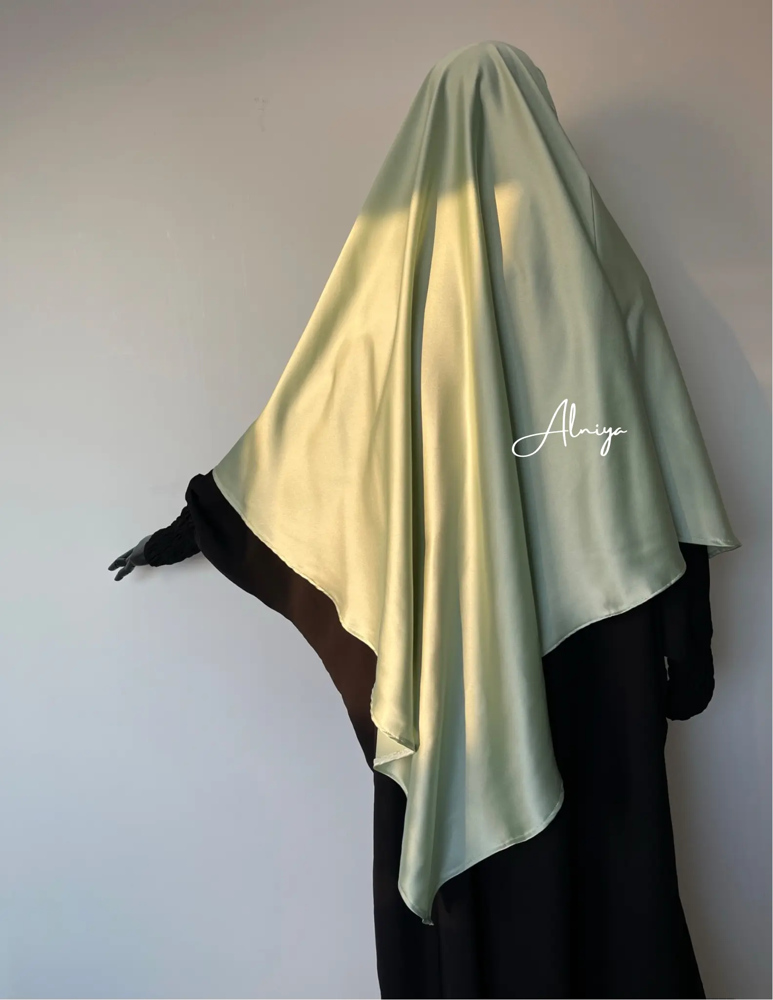 KHIMAR SATINÉ Alniya Paris