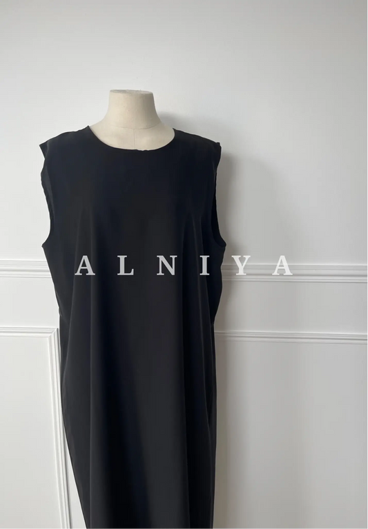 BLACK UNDERDRESS