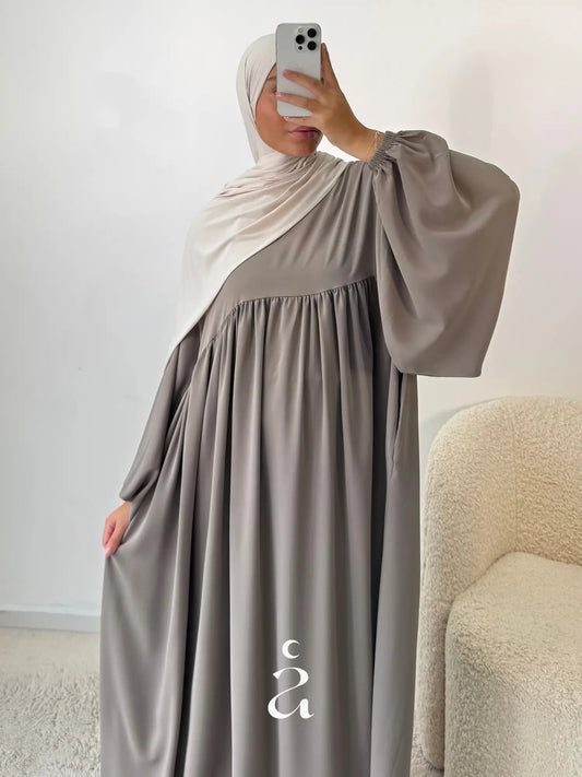 ABAYA ESMA SOIE DE MEDINE NEW (Grande taille) Alniya Paris