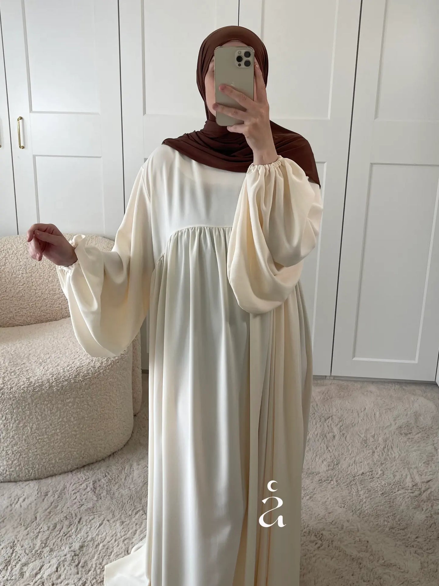 ABAYA ESMA SOIE DE MEDINE Alniya Paris